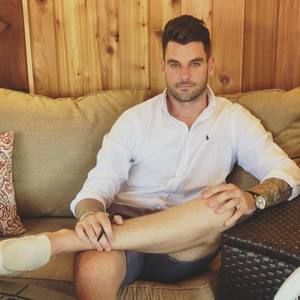 Meet your Posher, Damion